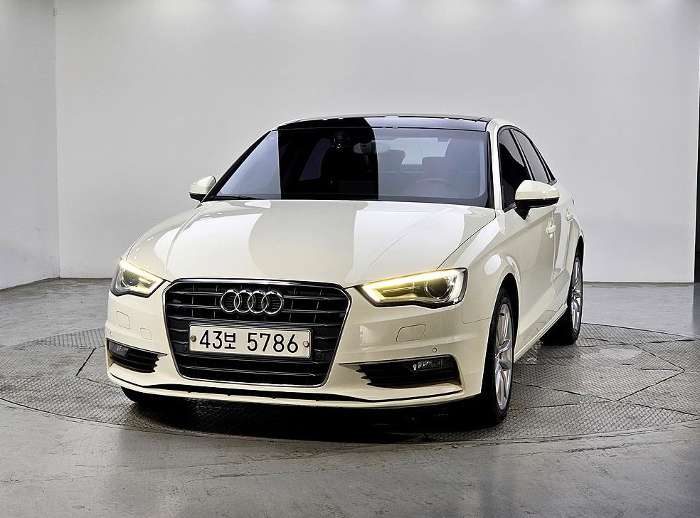 아우디 A3 35 TDI 다이나믹 사진 2