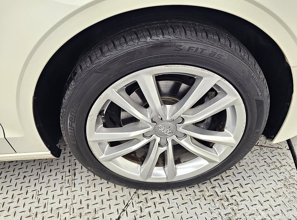 아우디 A3 35 TDI 다이나믹 사진 20