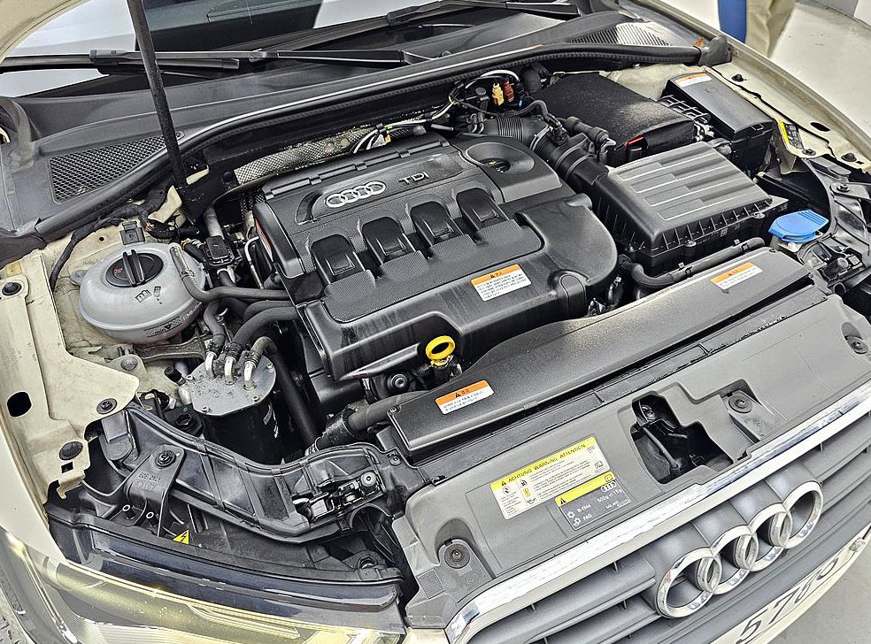 아우디 A3 35 TDI 다이나믹 사진 6