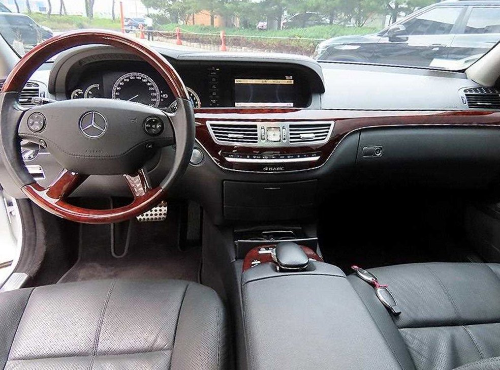 벤츠 S 클래스 S550L 4MATIC 사진 7