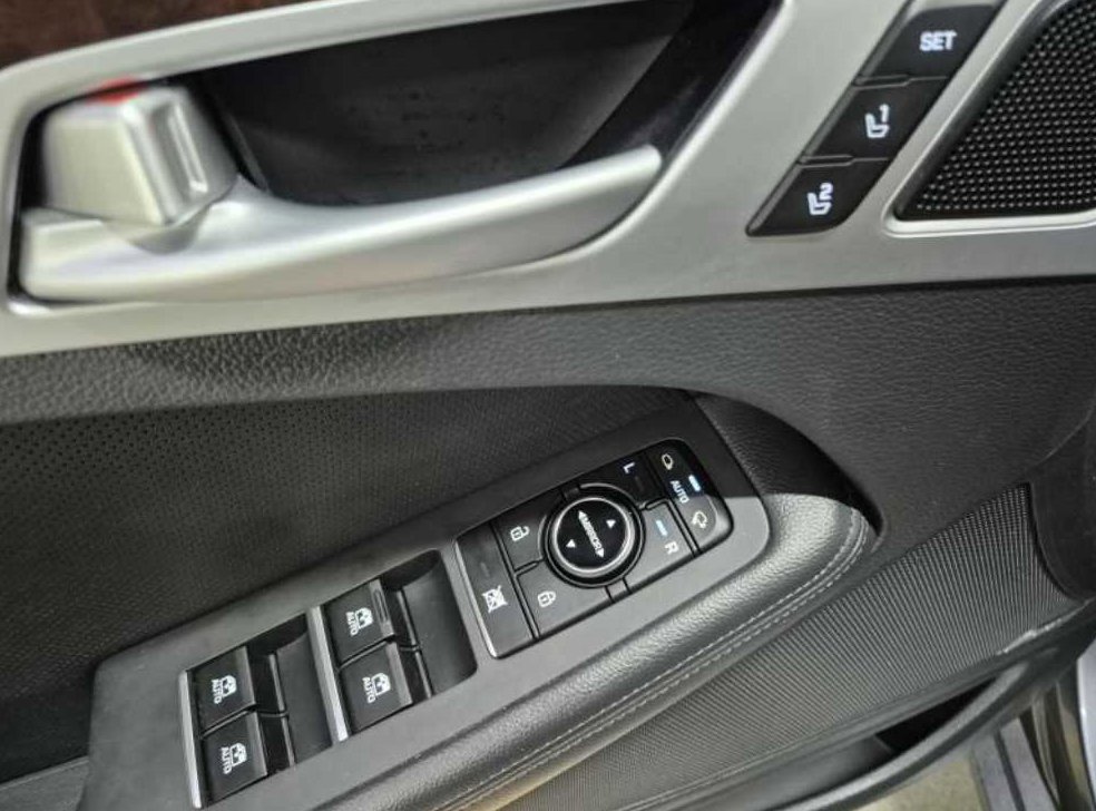 현대 제네시스 G330 프리미엄 AWD 사진 12