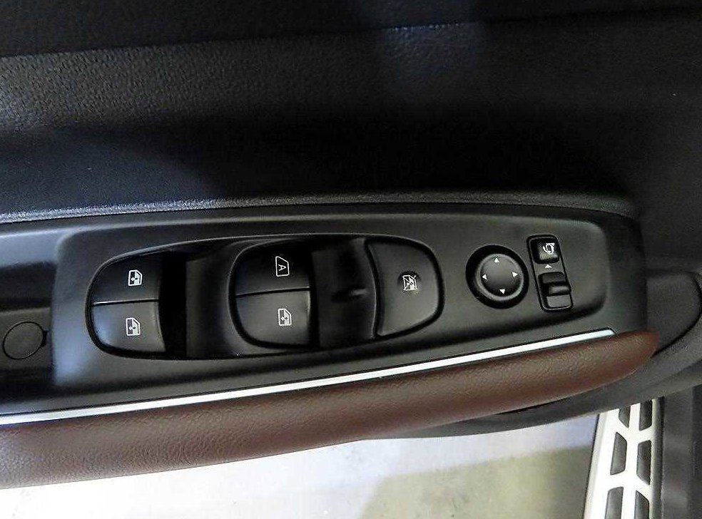 르노코리아(삼성) QM6 2.0 LPe RE 시그니처 2WD 사진 13