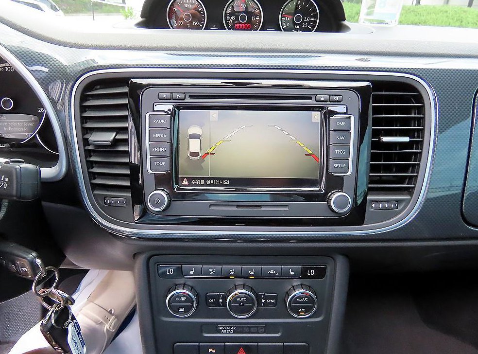 폭스바겐 비틀 2.0 TDI 프리미엄 사진 12