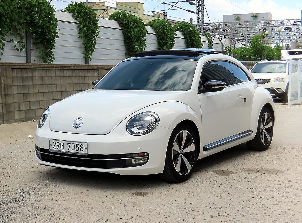 폭스바겐 비틀 2.0 TDI 프리미엄 사진 2