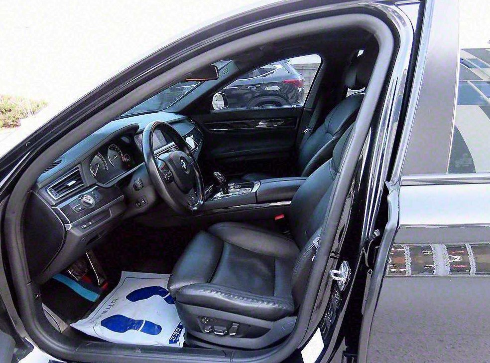 BMW 7시리즈 750 사진 5