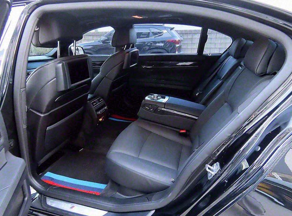 BMW 7시리즈 750 사진 6