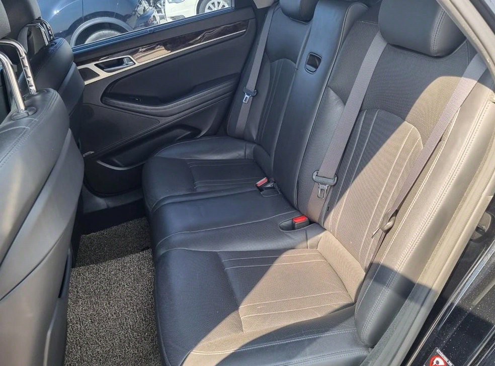 현대 제네시스 G330 프리미엄 AWD 사진 12