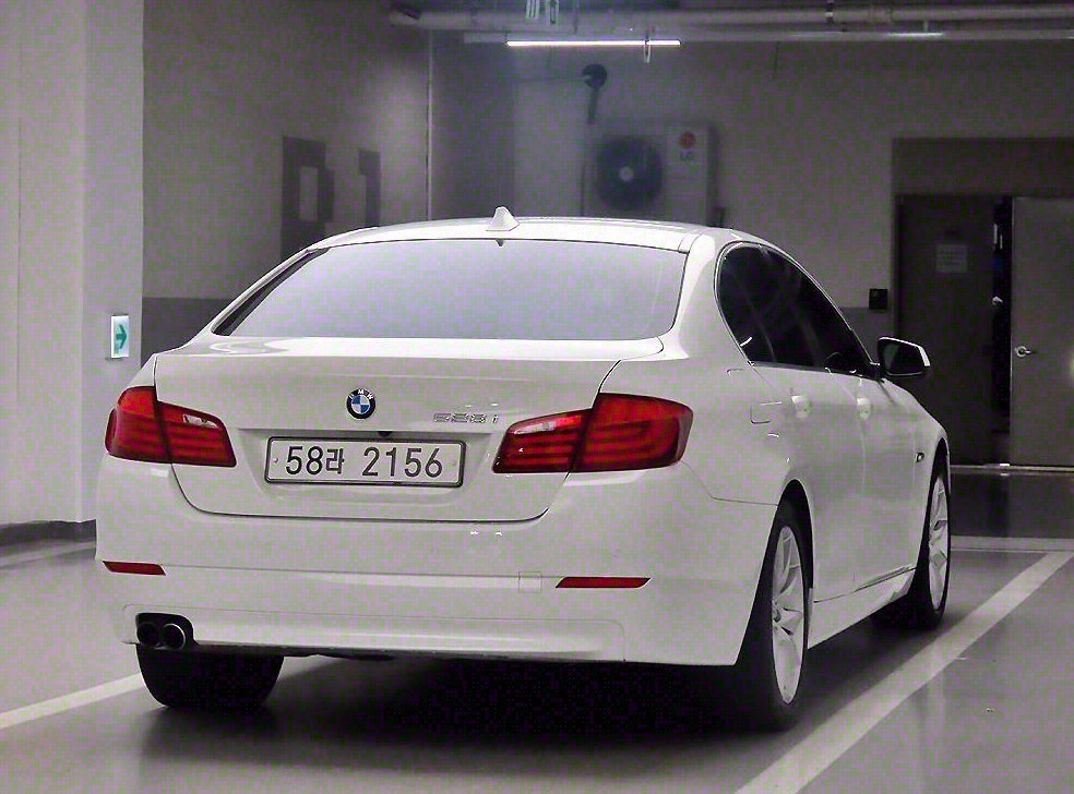 BMW 5시리즈 528i 사진 4