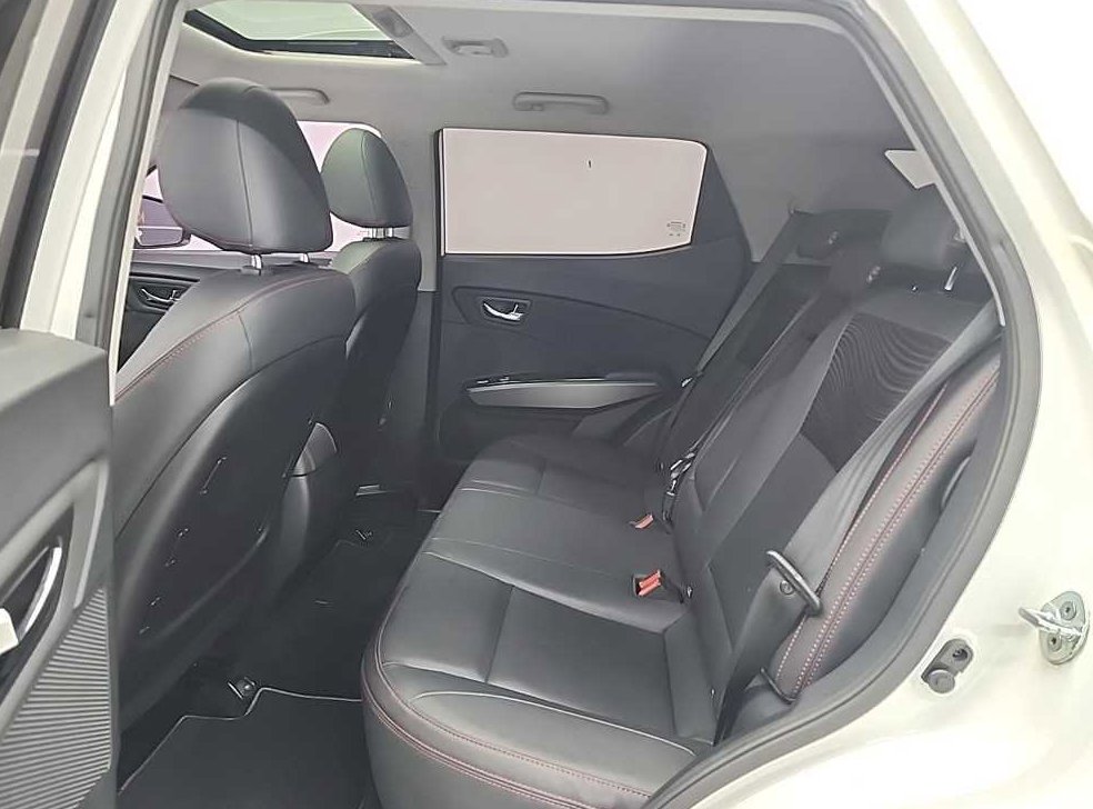 KG모빌리티(쌍용)  티볼리 2WD 가솔린 1.6 RX 사진 12