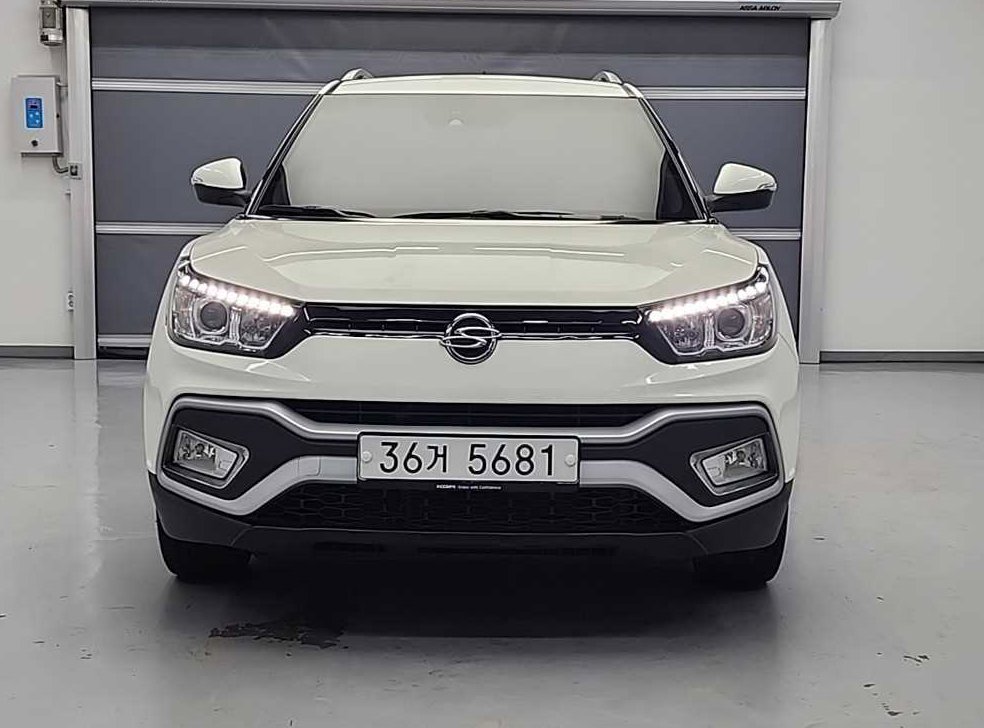 KG모빌리티(쌍용)  티볼리 2WD 가솔린 1.6 RX 사진 2