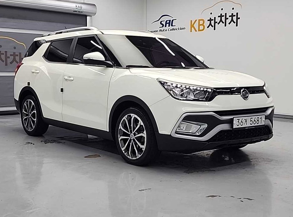 KG모빌리티(쌍용)  티볼리 2WD 가솔린 1.6 RX 사진 4