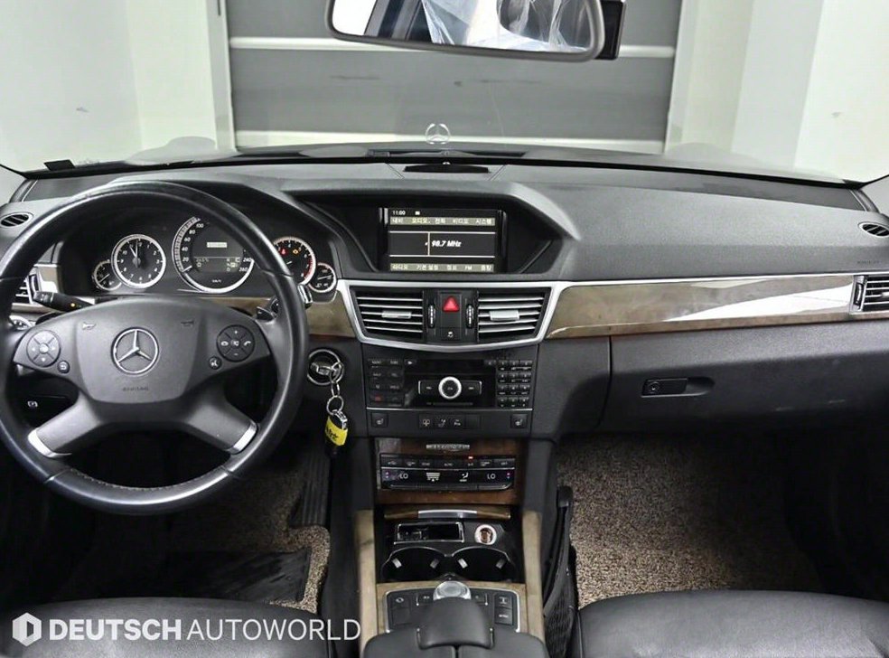 벤츠 E 클래스 E300 엘레강스 사진 7