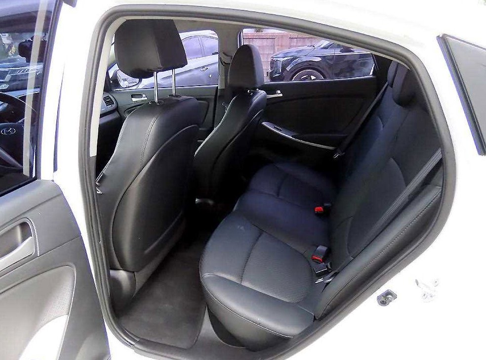 현대 엑센트 1.4VVT 스마트 사진 6