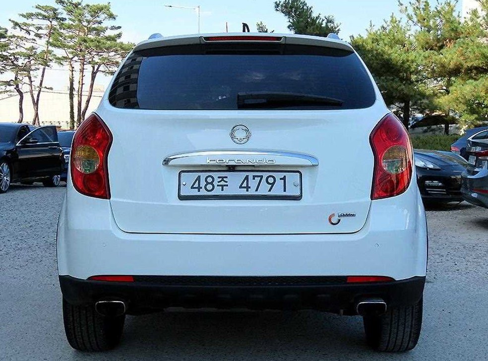 KG모빌리티(쌍용)  코란도 CLUBBY 2WD 사진 4