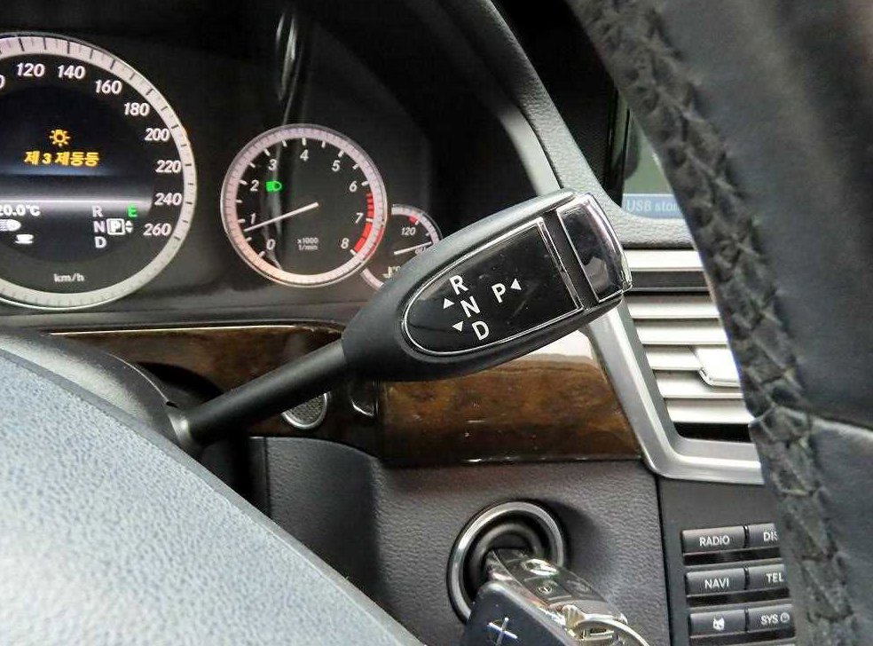 벤츠 E 클래스 E200 CGI 사진 10
