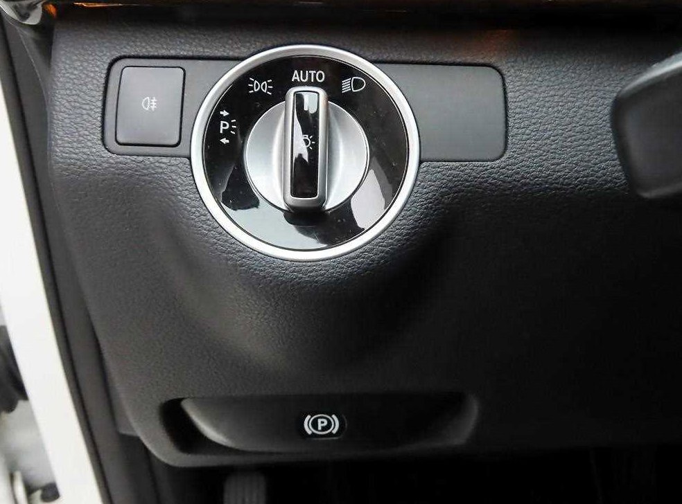 벤츠 E 클래스 E200 CGI 사진 15