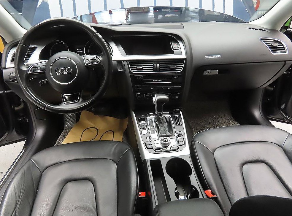 아우디 A5 35 TDI 콰트로 스포츠백 사진 9