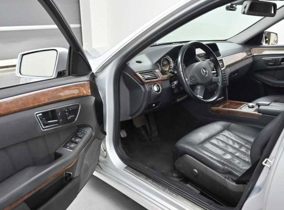 벤츠 E 클래스 E300 엘레강스 사진 11