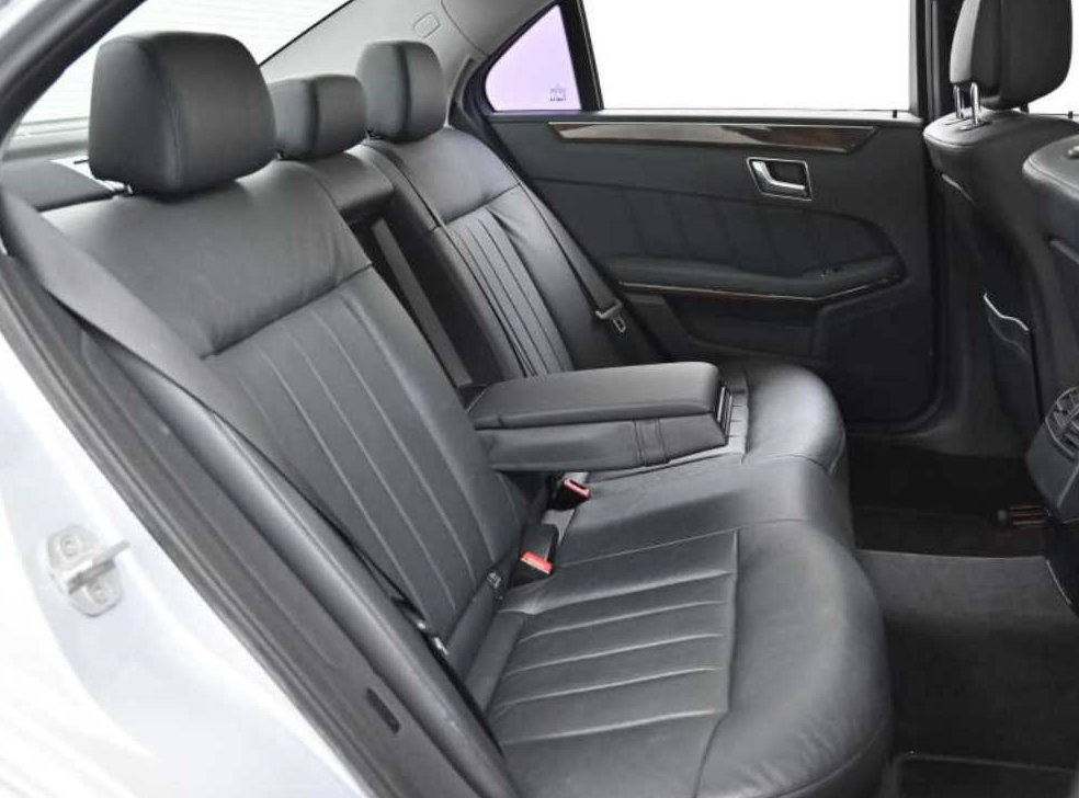 벤츠 E 클래스 E300 엘레강스 사진 12