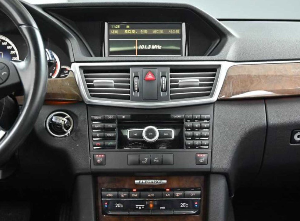 벤츠 E 클래스 E300 엘레강스 사진 14