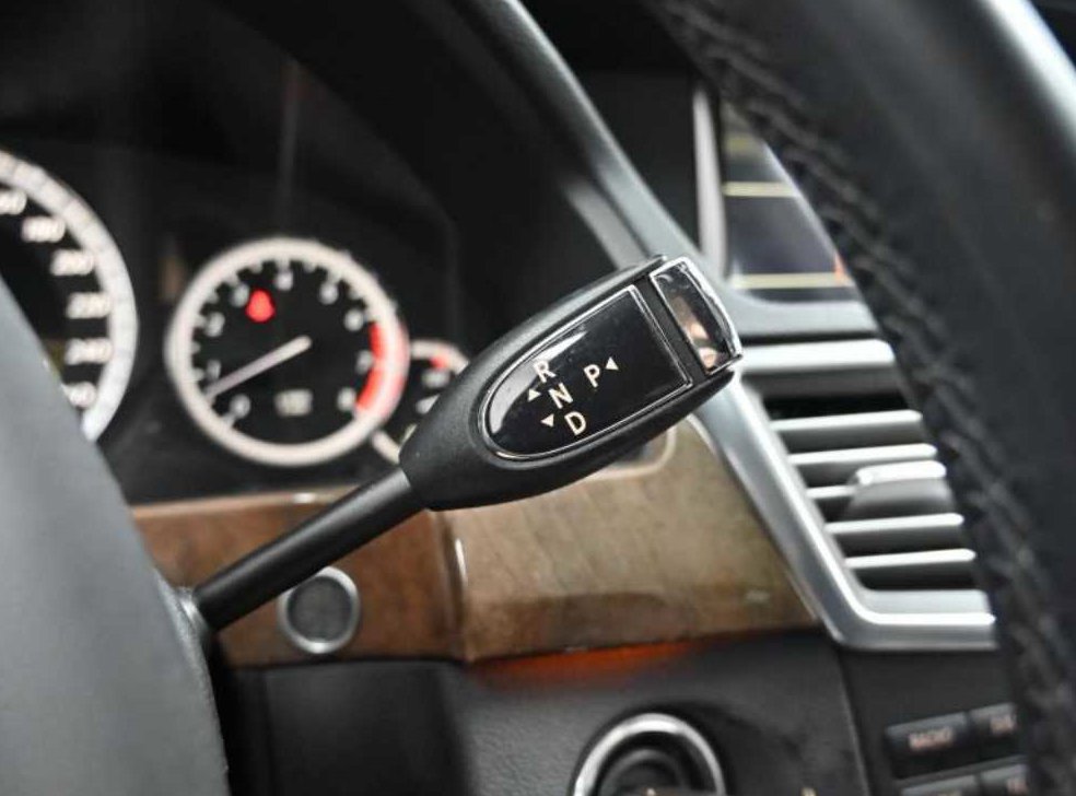 벤츠 E 클래스 E300 엘레강스 사진 9