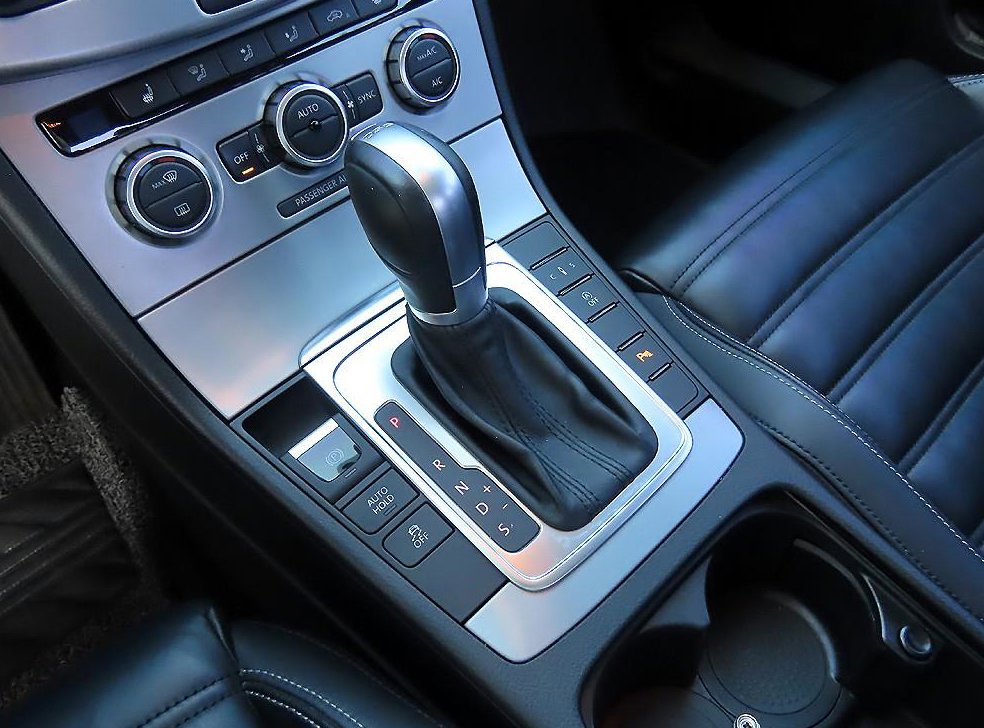 폭스바겐 CC 2.0 TDI 블루모션 사진 10
