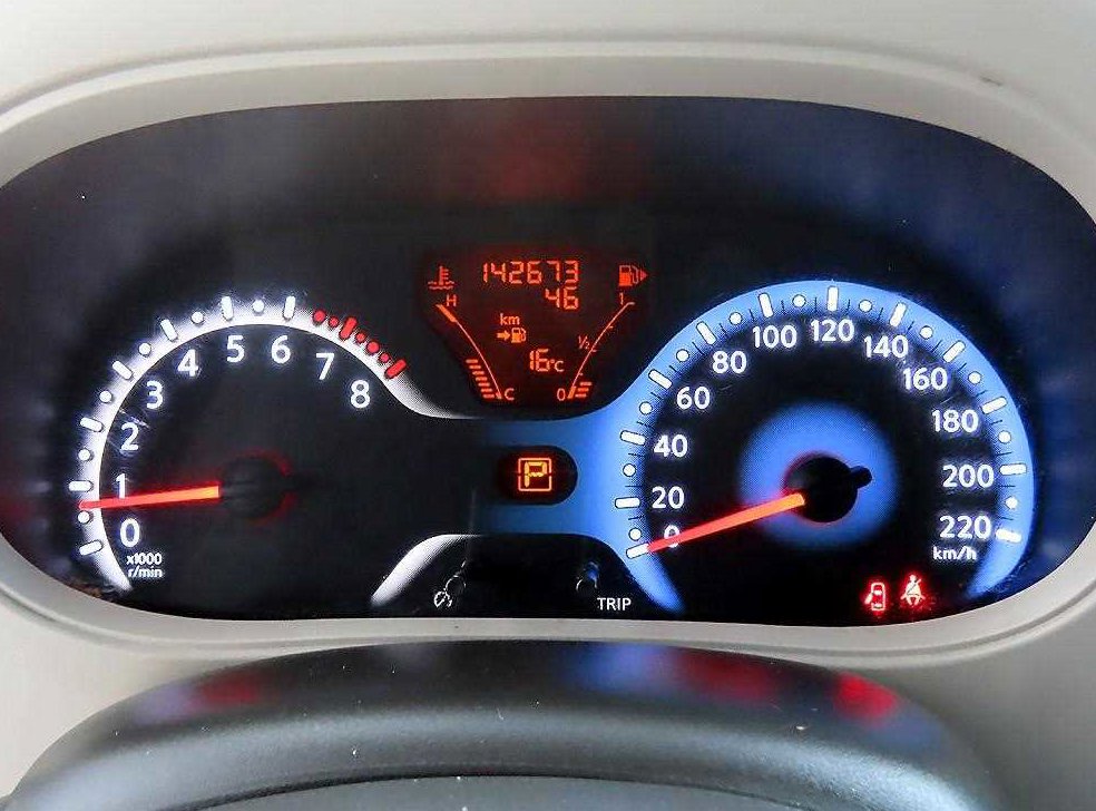 닛산 큐브 1.8 SL 사진 9