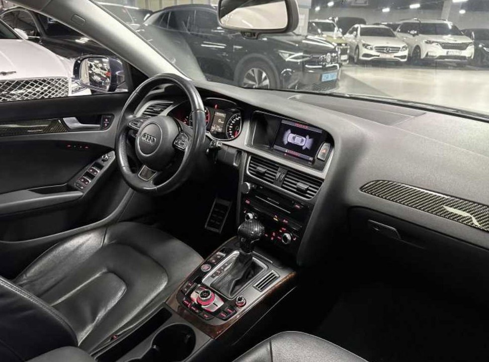 아우디 A4 2.0 TFSI 콰트로 사진 10