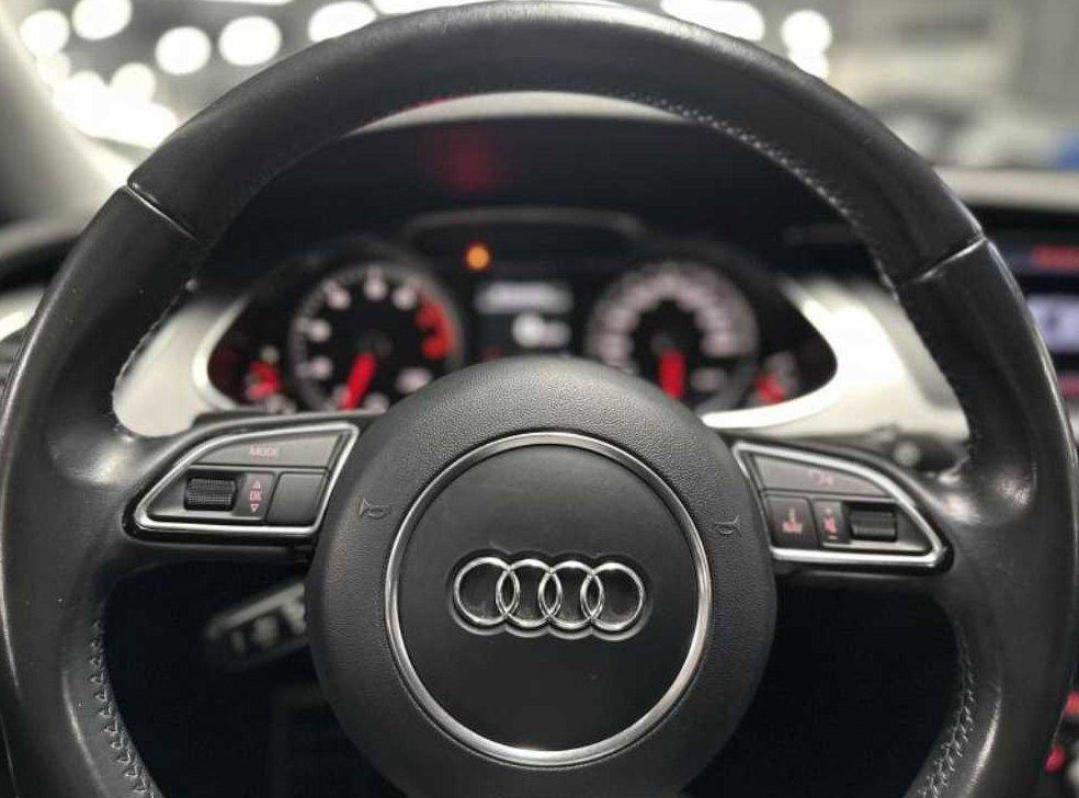 아우디 A4 2.0 TFSI 콰트로 사진 12