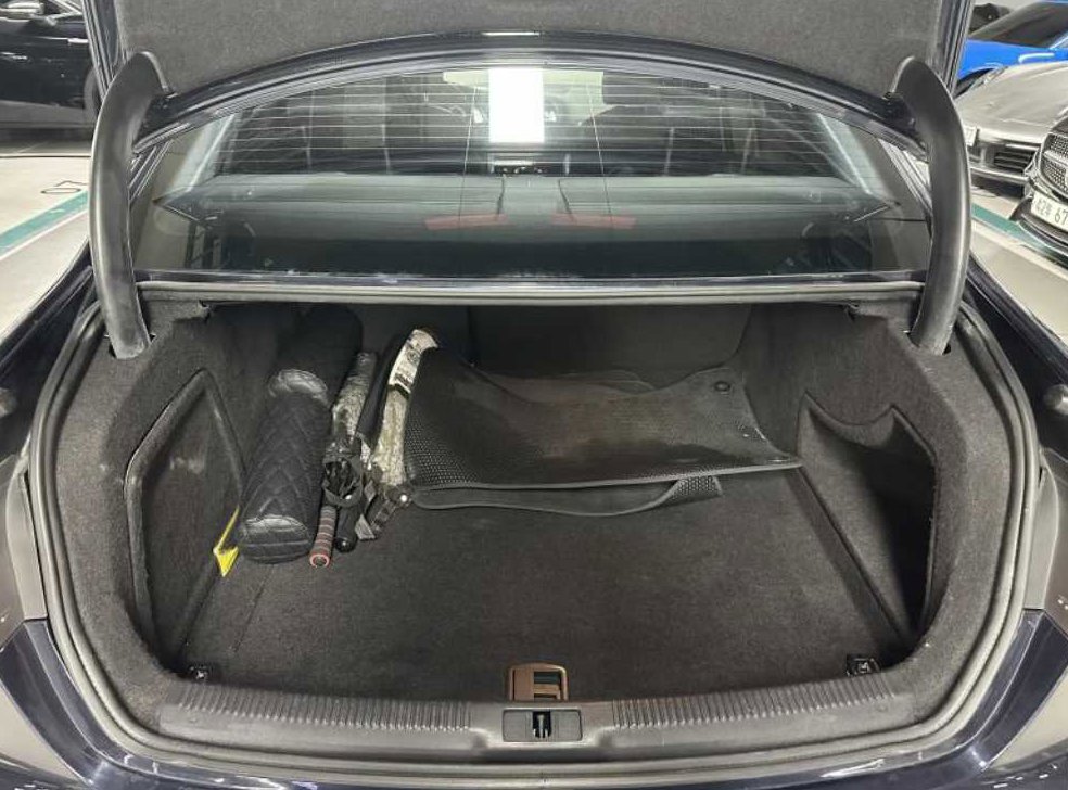 아우디 A4 2.0 TFSI 콰트로 사진 19