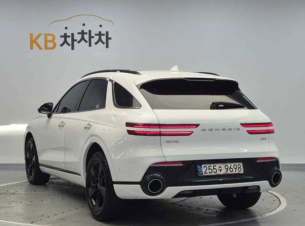 제네시스 GV70 2.5T 가솔린 AWD 사진 2