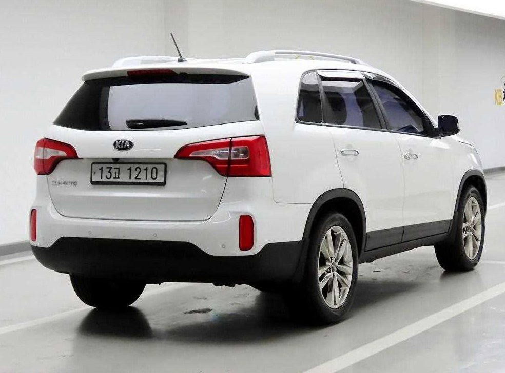기아 쏘렌토 2WD 2.0 프레스티지 사진 4