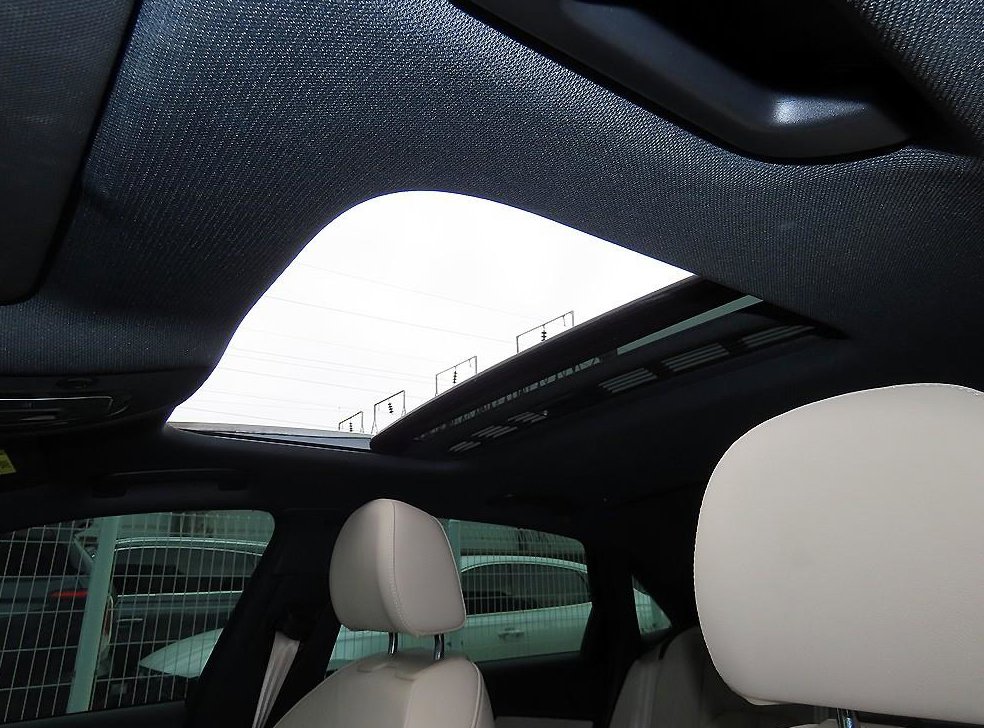 아우디 A4 40 TFSI 프리미엄 사진 18