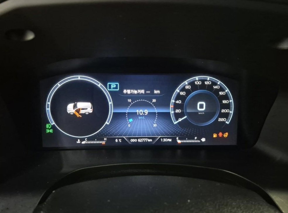KG모빌리티(쌍용)  렉스턴 디젤 2.2 4WD 더 블랙 사진 6