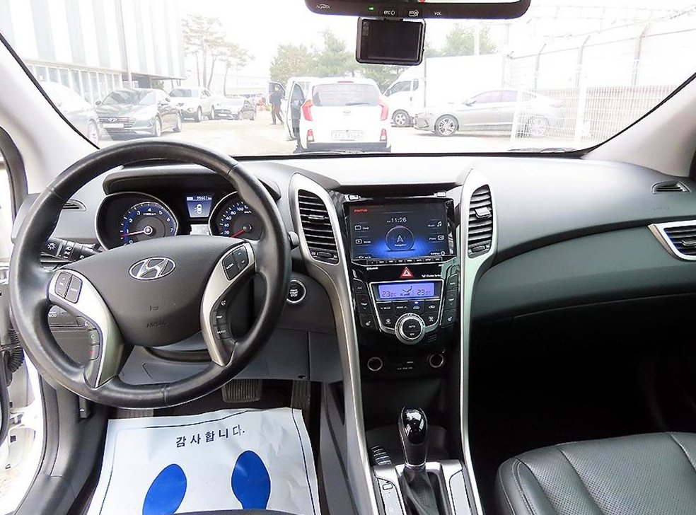 현대 i30 2.0 GDI PYL 사진 7