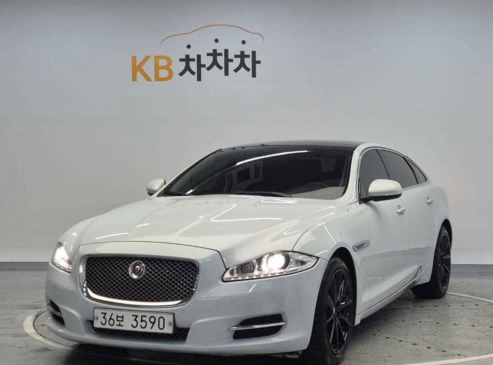 재규어 XJ 3.0D