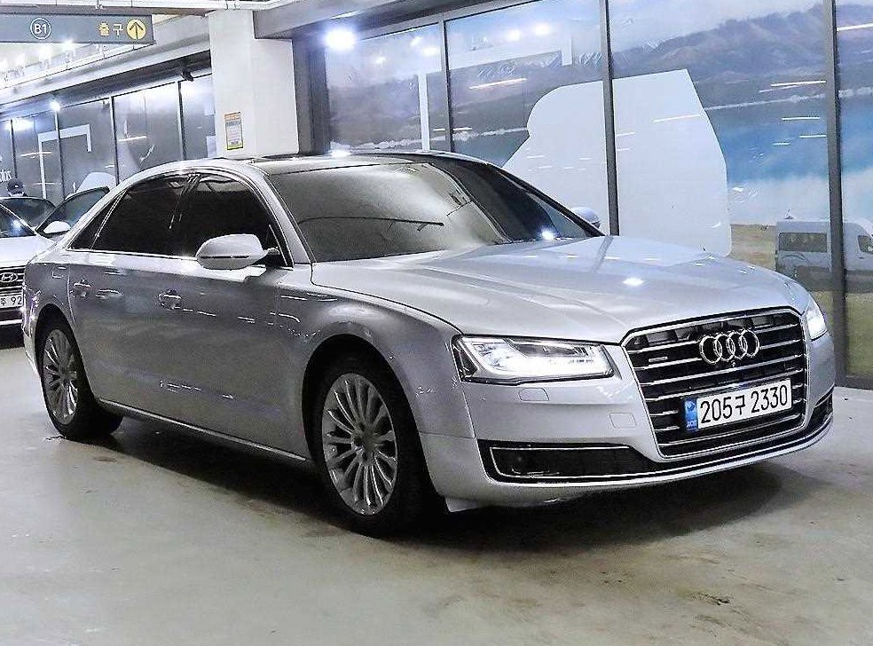 아우디 A8 50 TDI 콰트로 LWB