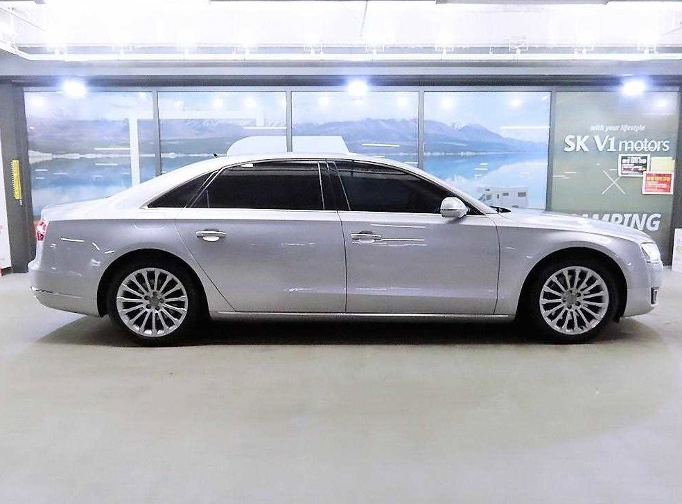 아우디 A8 50 TDI 콰트로 LWB 사진 3
