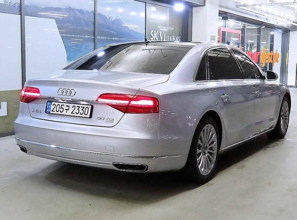 아우디 A8 50 TDI 콰트로 LWB 사진 4