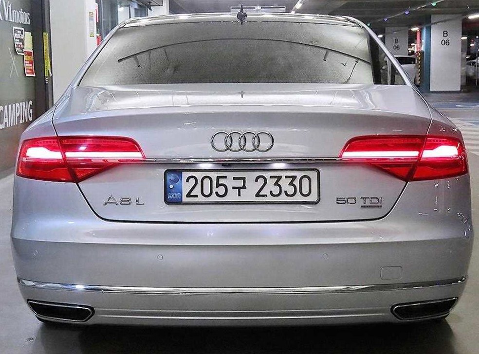 아우디 A8 50 TDI 콰트로 LWB 사진 5