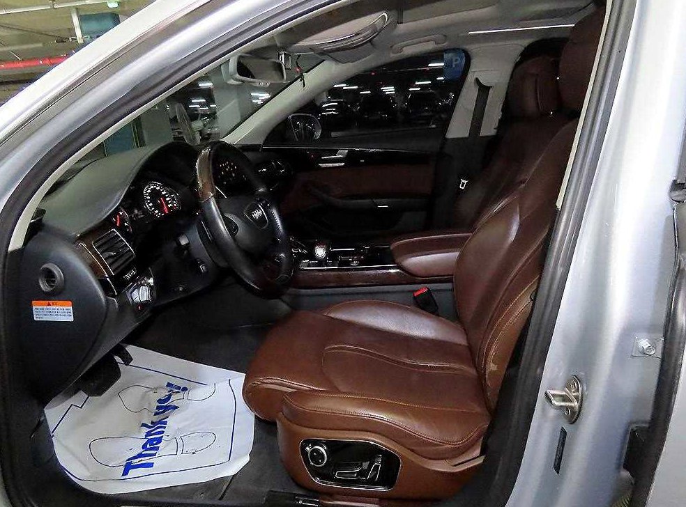 아우디 A8 50 TDI 콰트로 LWB 사진 6