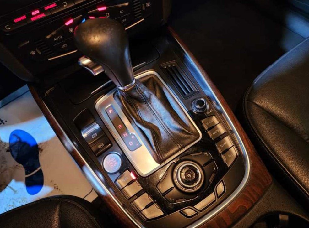 아우디 Q5 2.0 TDI 콰트로 다이나믹 사진 15