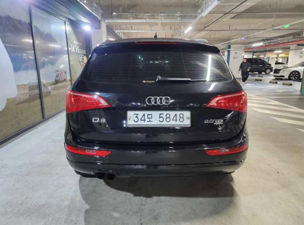 아우디 Q5 2.0 TDI 콰트로 다이나믹 사진 4