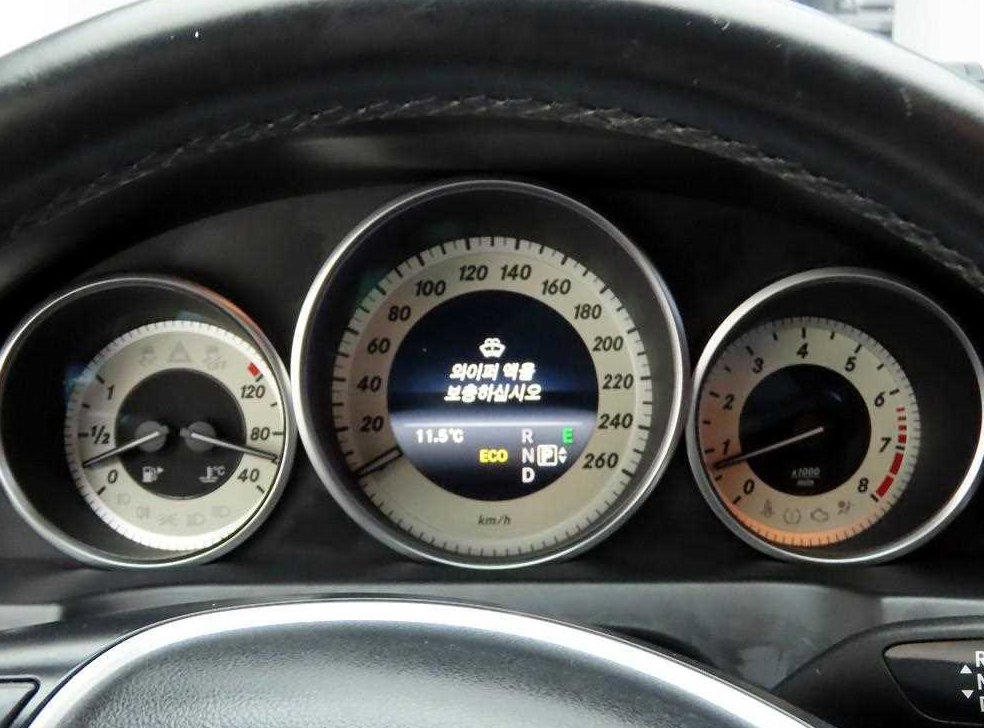벤츠 E 클래스 E200 쿠페 사진 6