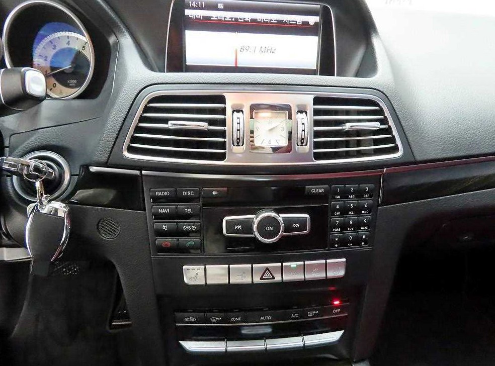 벤츠 E 클래스 E200 쿠페 사진 9