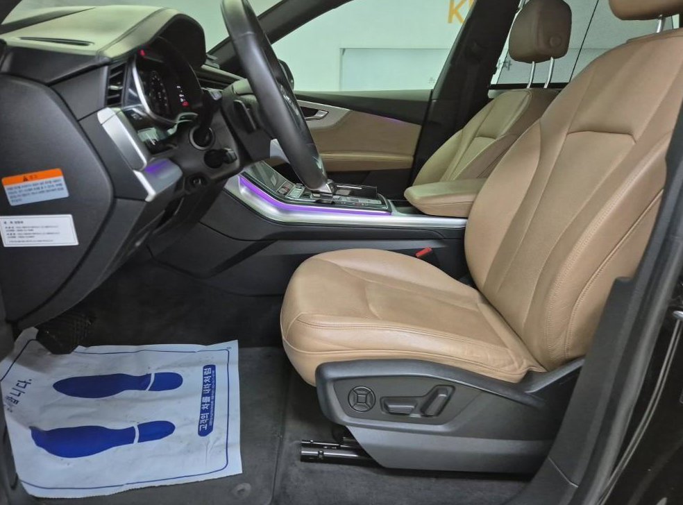 아우디 Q8 45 TDI 콰트로 프리미엄 사진 11