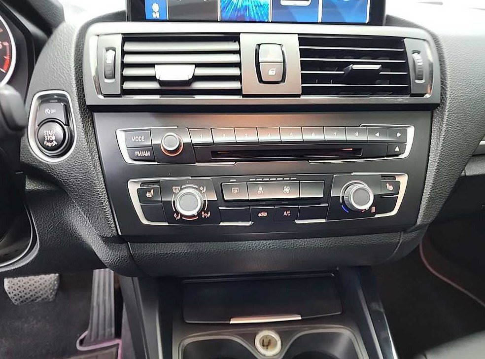 BMW 1시리즈 118d 어반 팩 1 사진 10