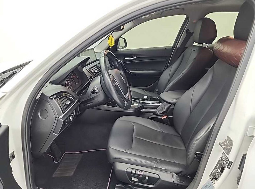 BMW 1시리즈 118d 어반 팩 1 사진 11