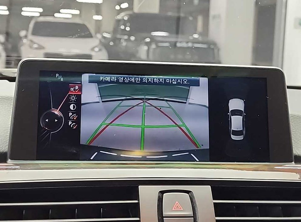 BMW 3시리즈 320d 사진 15