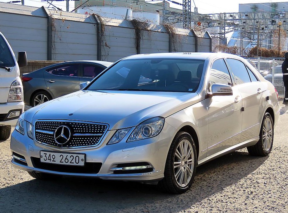 벤츠 E 클래스 E300 엘레강스 사진 2